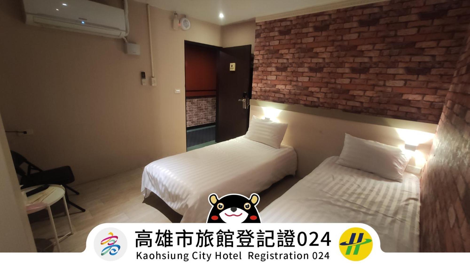 Win Inn Kaohsiung Hotel ภายนอก รูปภาพ