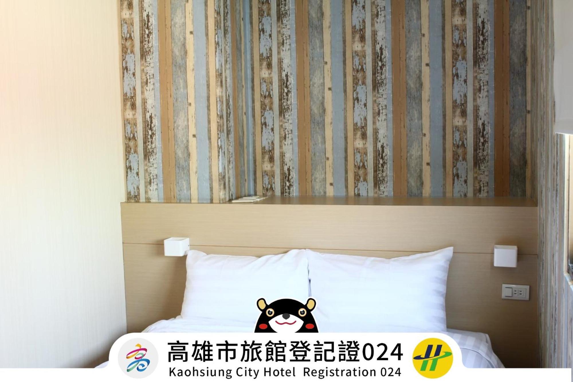 Win Inn Kaohsiung Hotel ภายนอก รูปภาพ